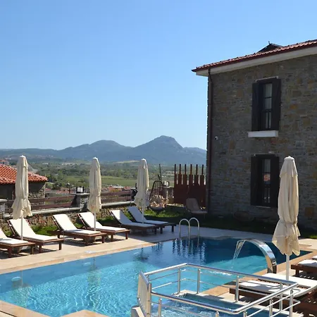 Mathilda Goekceada Hotel *